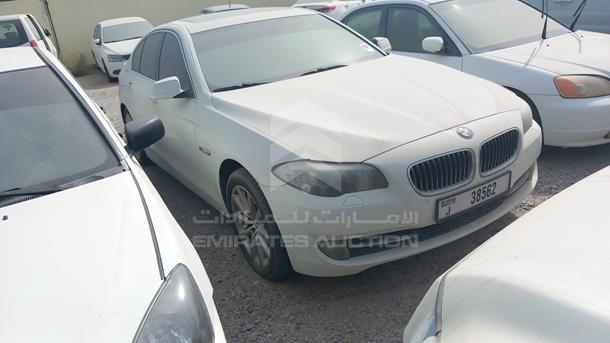 Photo 11 VIN: WBAFP3104BC620919 - BMW 523I 