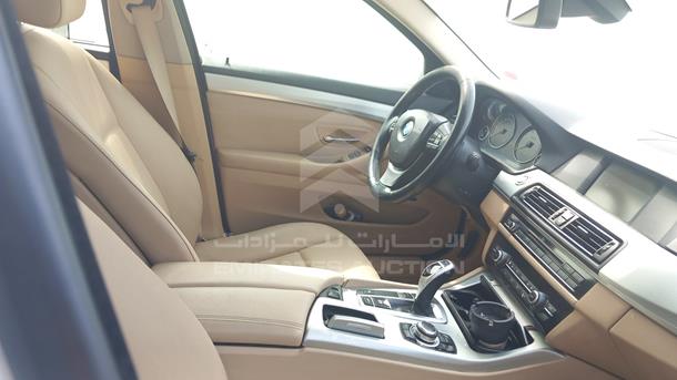 Photo 25 VIN: WBAFP3104BC620919 - BMW 523I 