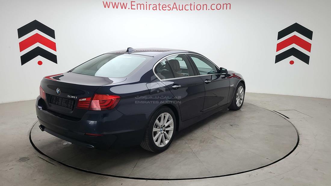 Photo 12 VIN: WBAFR1101DC860866 - BMW 530I 