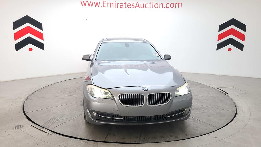 Photo 3 VIN: WBAFR1102DC861668 - BMW 530 