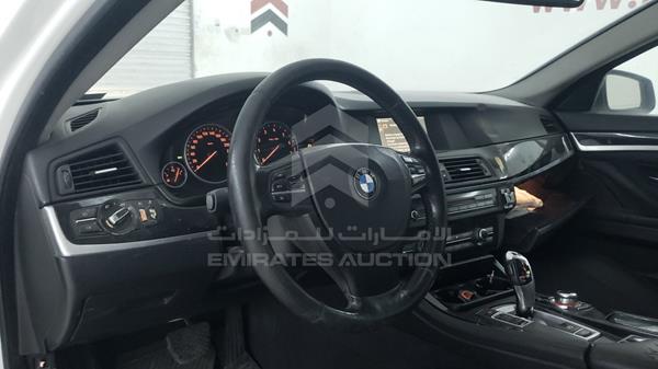 Photo 11 VIN: WBAFR1103DC861257 - BMW 530I 