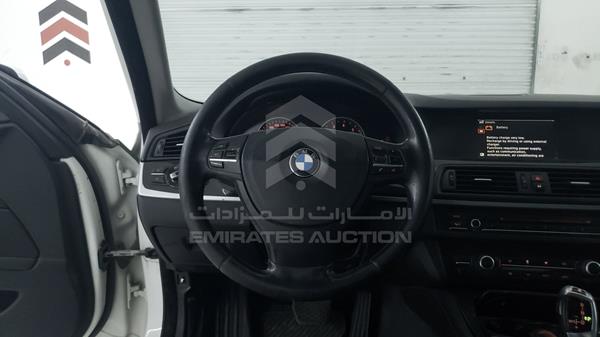 Photo 13 VIN: WBAFR1103DC861257 - BMW 530I 