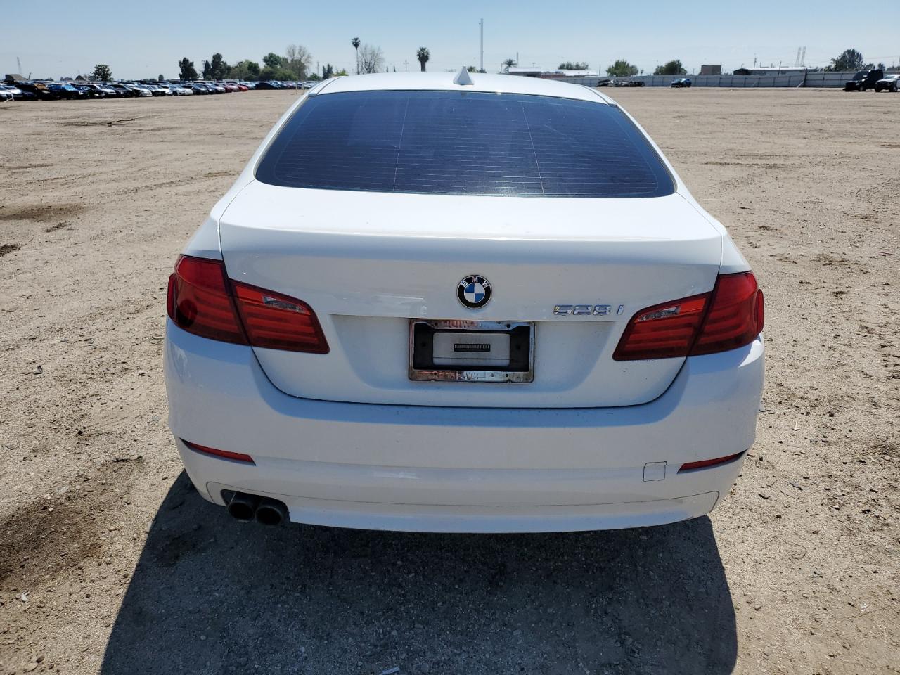 Photo 5 VIN: WBAFR1C53BC672405 - BMW 5ER 