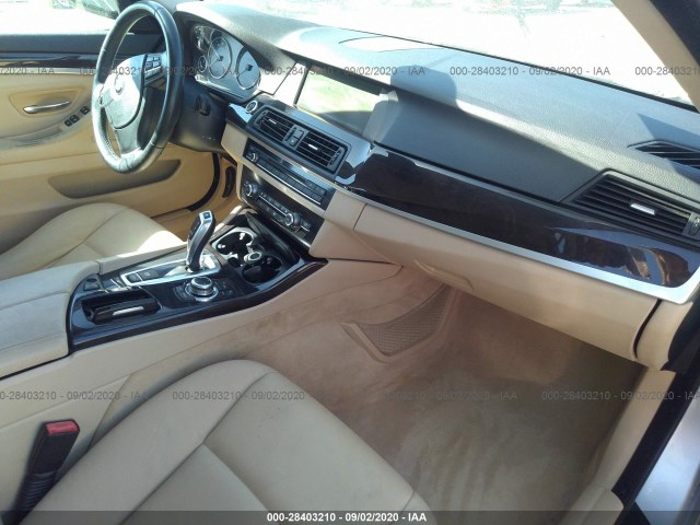 Photo 4 VIN: WBAFR1C53BC672890 - BMW 5 