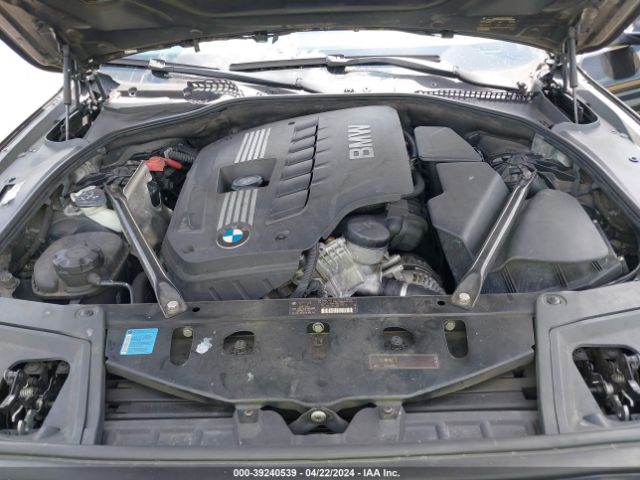 Photo 9 VIN: WBAFR1C53BC739441 - BMW 528I 