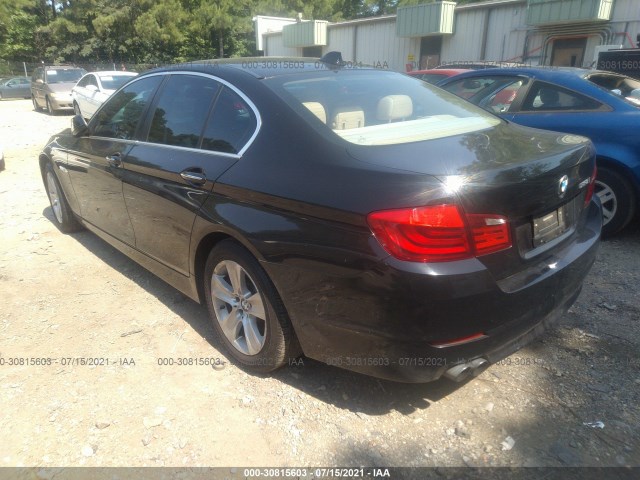 Photo 2 VIN: WBAFR1C53BC747443 - BMW 5 