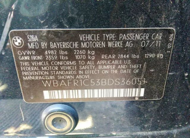 Photo 8 VIN: WBAFR1C53BDS36051 - BMW 5 SERIES 