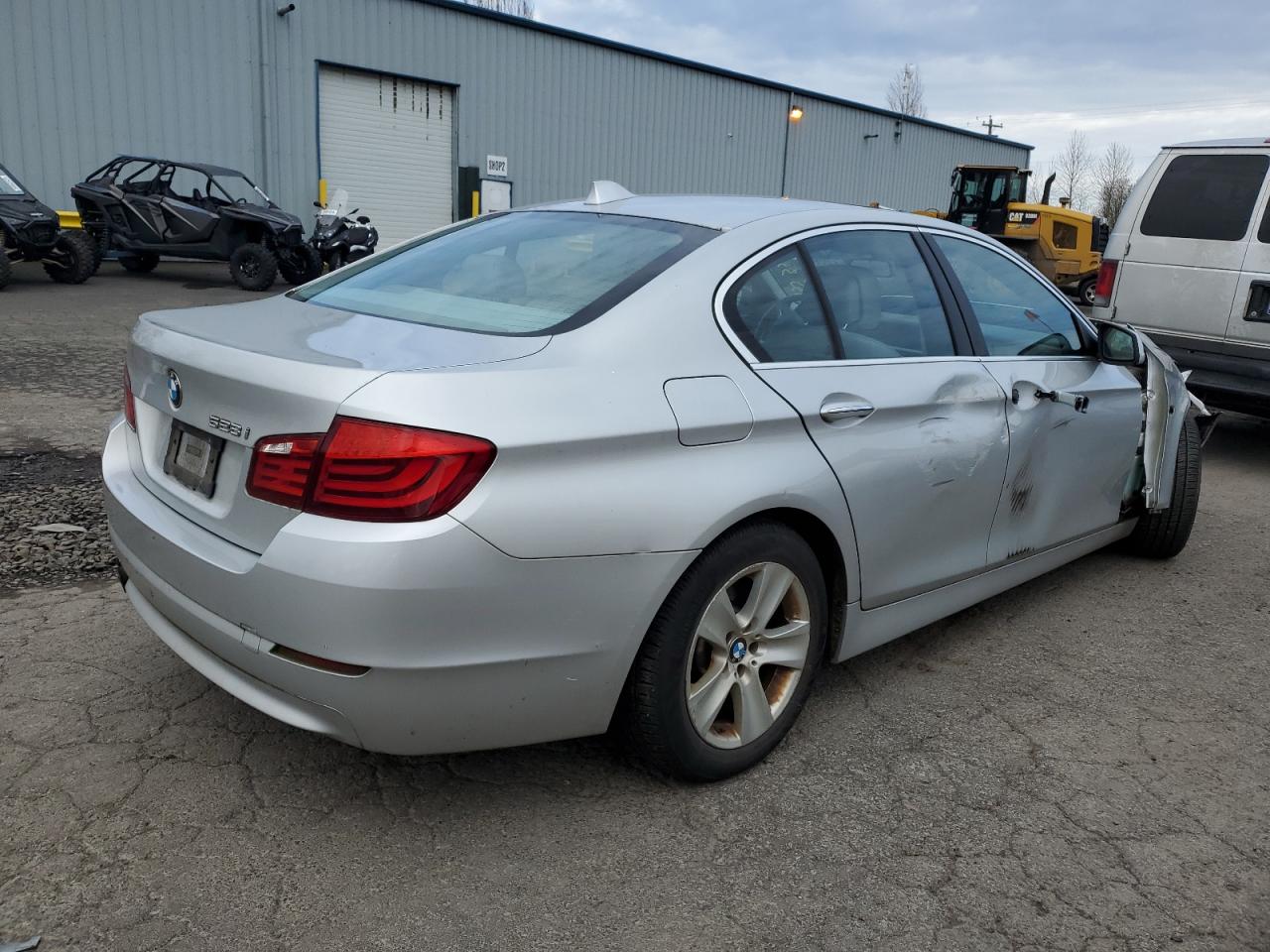 Photo 2 VIN: WBAFR1C53BDS36227 - BMW 5ER 