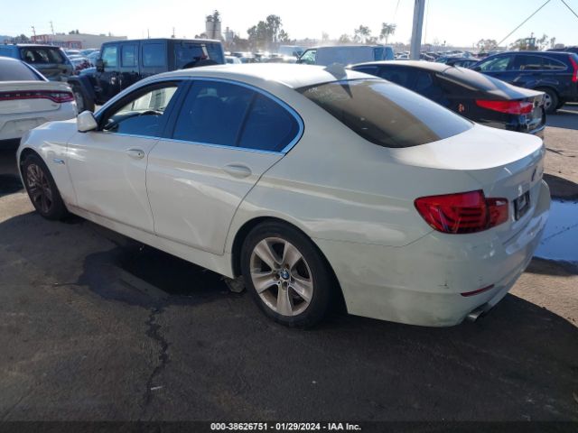 Photo 2 VIN: WBAFR1C56BC739420 - BMW 528I 