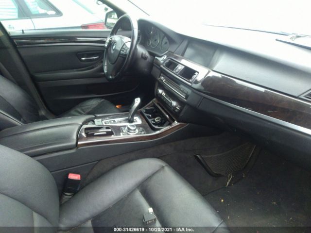 Photo 4 VIN: WBAFR1C56BC740986 - BMW 5 