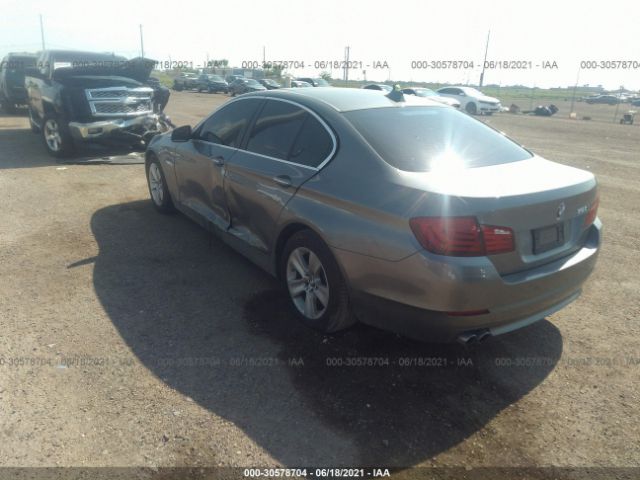 Photo 2 VIN: WBAFR1C57BDS36182 - BMW 5 