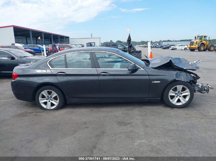 Photo 13 VIN: WBAFR1C58BC672027 - BMW 5ER 