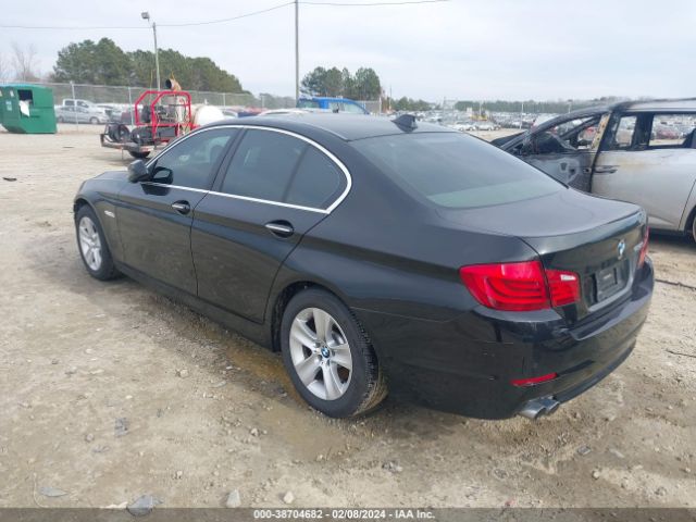 Photo 2 VIN: WBAFR1C59BC744952 - BMW 528I 