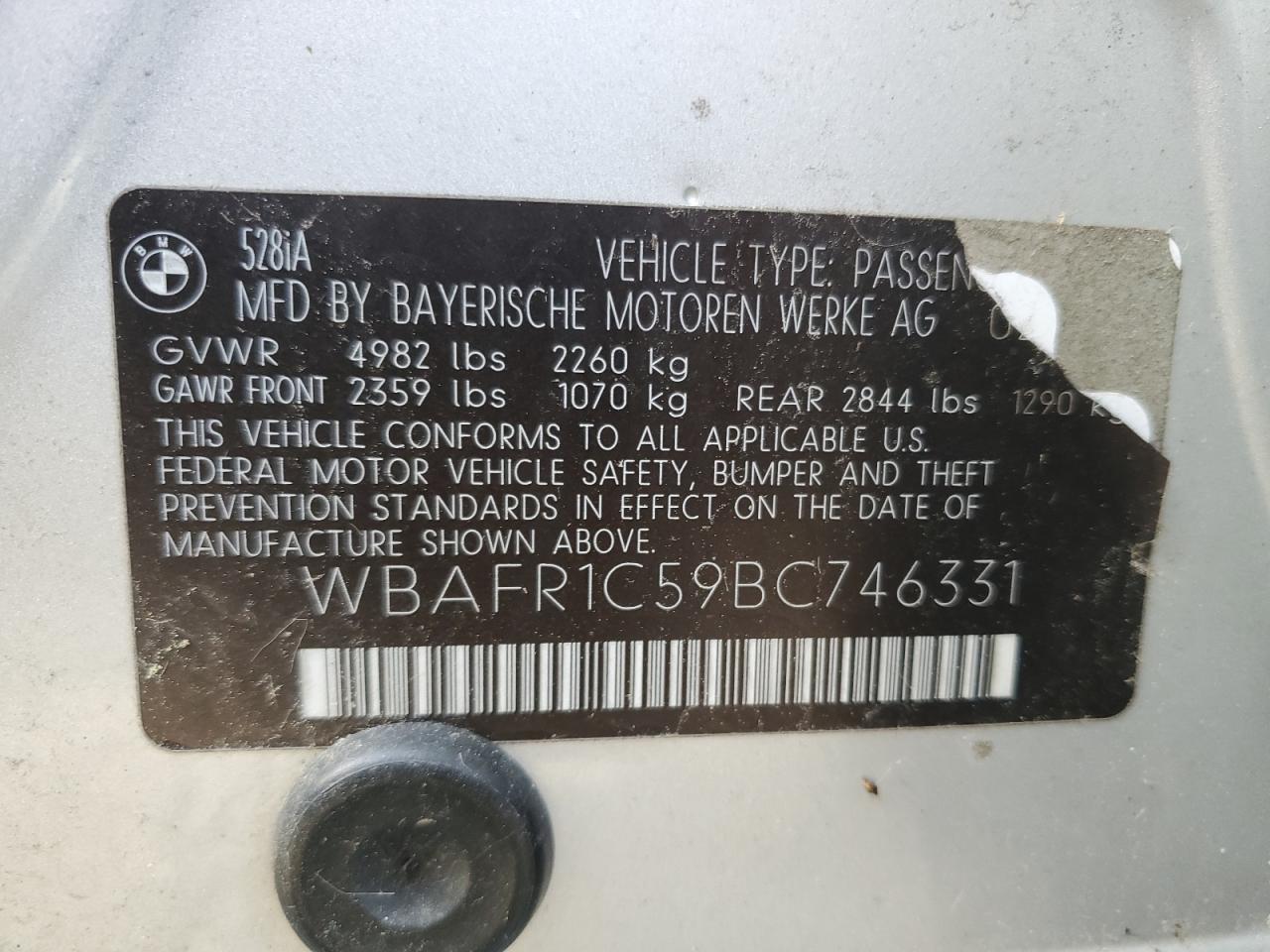 Photo 11 VIN: WBAFR1C59BC746331 - BMW 5ER 