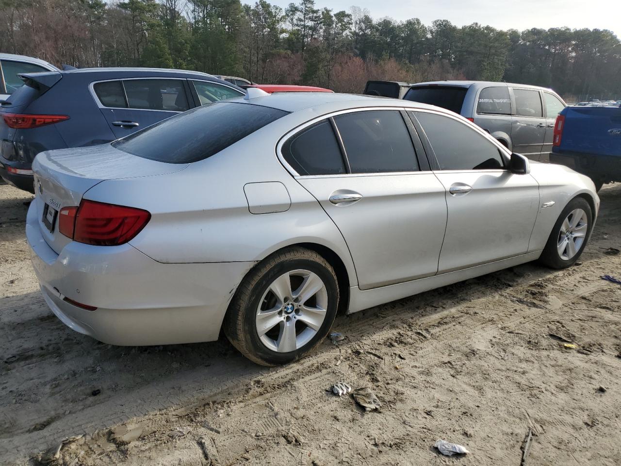 Photo 2 VIN: WBAFR1C59BC746331 - BMW 5ER 