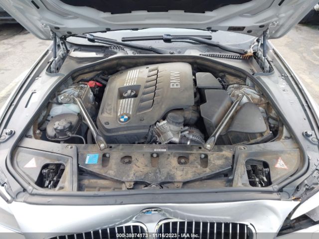 Photo 9 VIN: WBAFR1C5XBC739713 - BMW 528I 