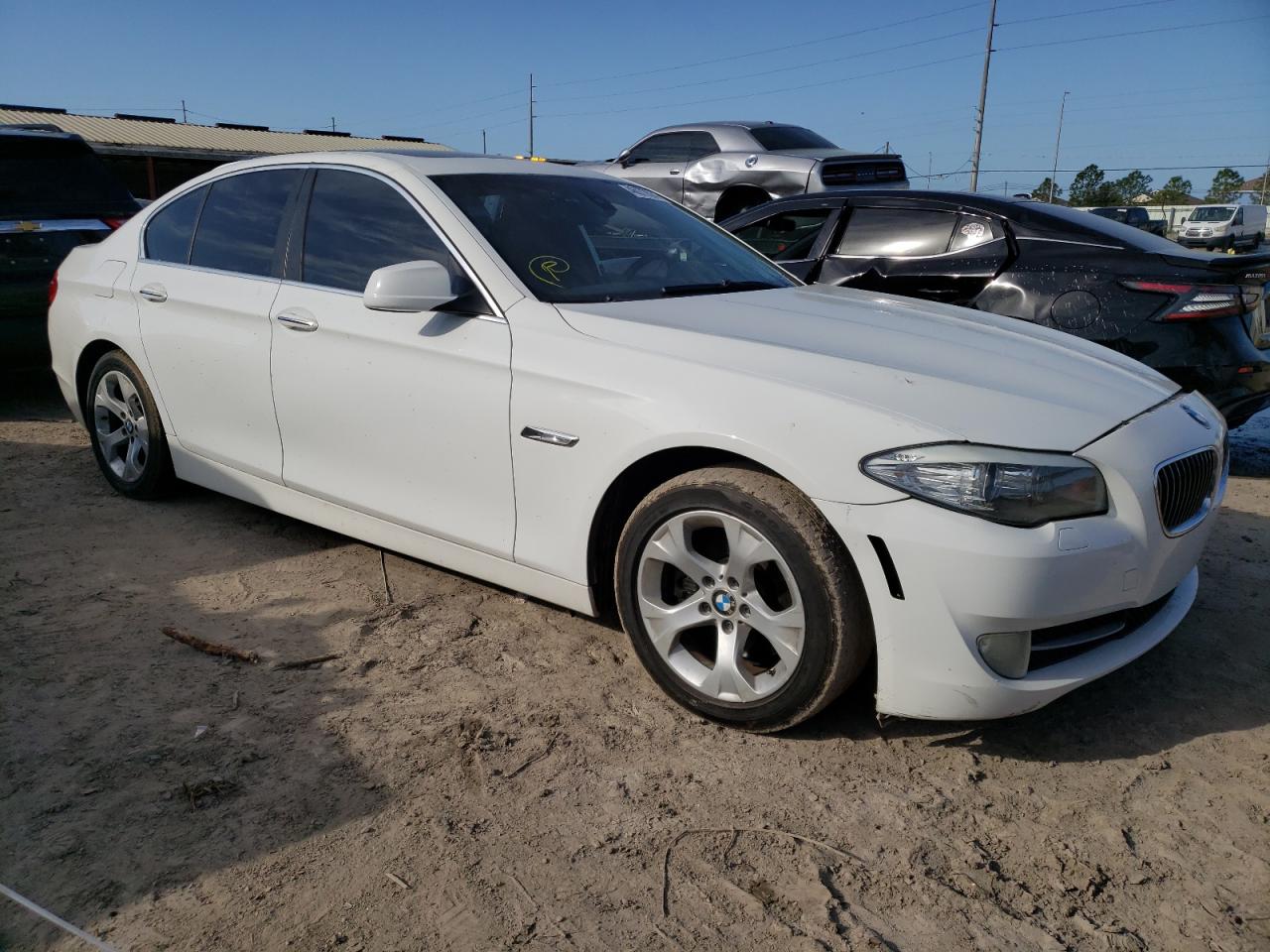 Photo 3 VIN: WBAFR1C5XBC745933 - BMW 5ER 