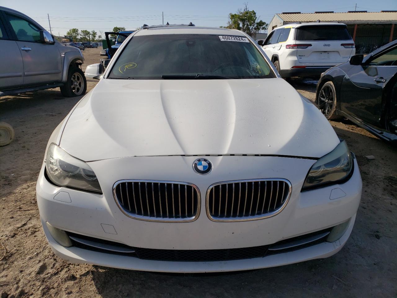 Photo 4 VIN: WBAFR1C5XBC745933 - BMW 5ER 