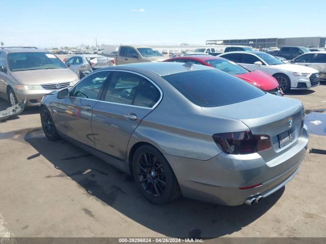 Photo 2 VIN: WBAFR1C5XBC747939 - BMW 528I 