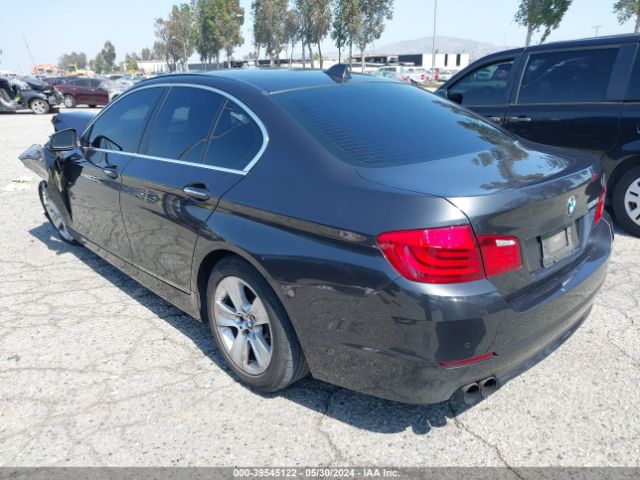 Photo 2 VIN: WBAFR1C5XBC749304 - BMW 528I 