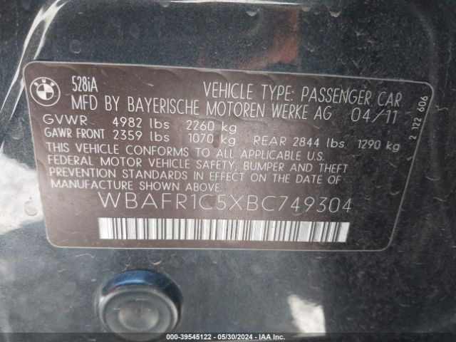 Photo 8 VIN: WBAFR1C5XBC749304 - BMW 528I 