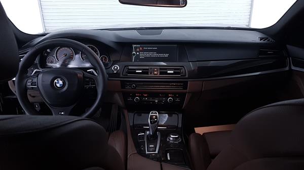 Photo 15 VIN: WBAFR7103DDZ00104 - BMW 535 