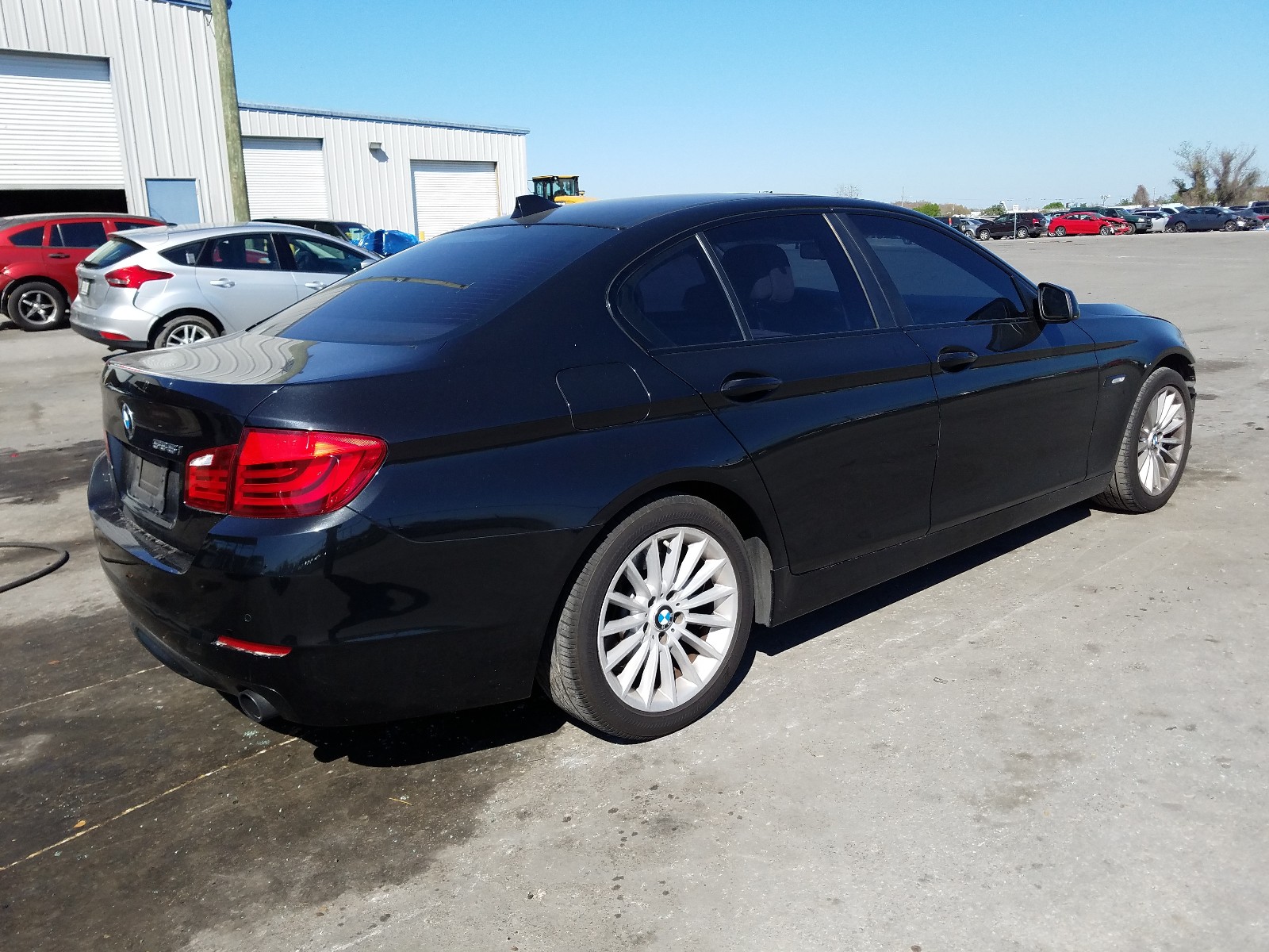 Photo 3 VIN: WBAFR7C50BC606512 - BMW 535 I 