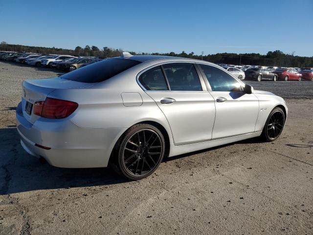 Photo 2 VIN: WBAFR7C50CC815797 - BMW 5 SERIES 