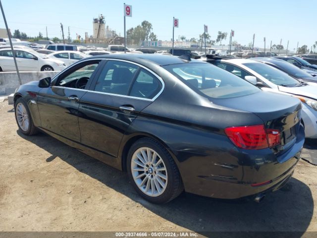 Photo 2 VIN: WBAFR7C50CC816996 - BMW 535I 