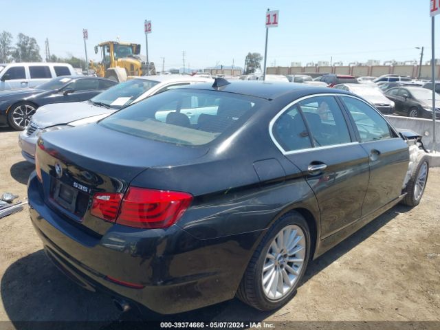 Photo 3 VIN: WBAFR7C50CC816996 - BMW 535I 