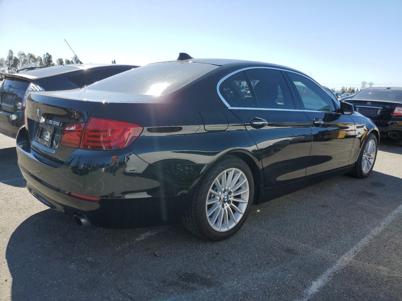 Photo 2 VIN: WBAFR7C50DC823609 - BMW 5ER 