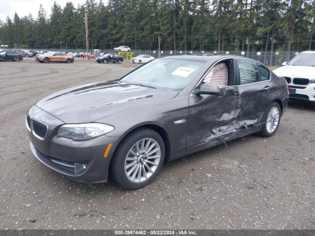 Photo 1 VIN: WBAFR7C50DC825473 - BMW 535 