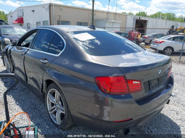 Photo 2 VIN: WBAFR7C50DC828454 - BMW 535I 