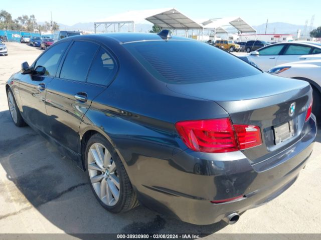 Photo 2 VIN: WBAFR7C51BC608656 - BMW 535I 