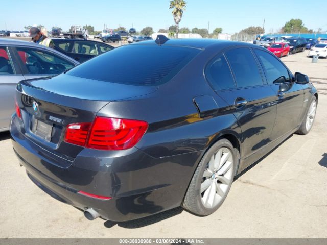 Photo 3 VIN: WBAFR7C51BC608656 - BMW 535I 