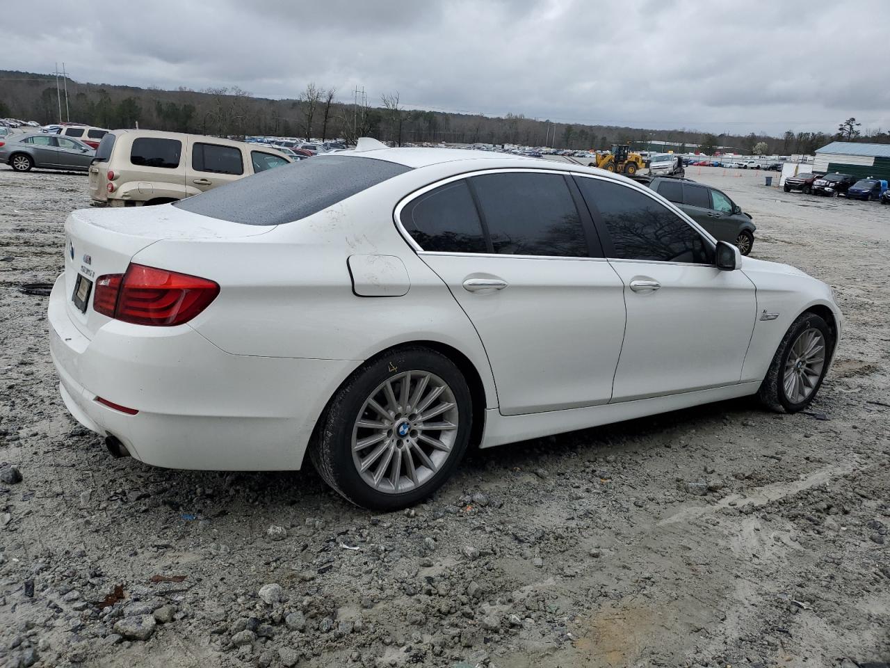 Photo 2 VIN: WBAFR7C51BC804225 - BMW 5ER 