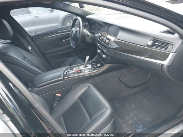 Photo 4 VIN: WBAFR7C51DC822811 - BMW 535I 