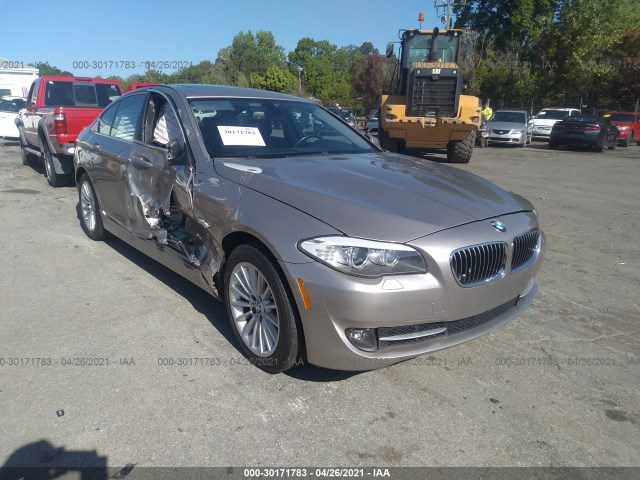 Photo 0 VIN: WBAFR7C52BC267767 - BMW 5 