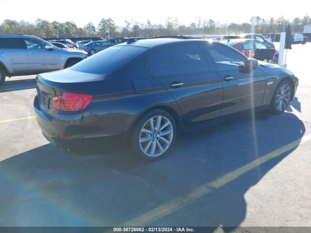 Photo 3 VIN: WBAFR7C52BC606415 - BMW 535I 