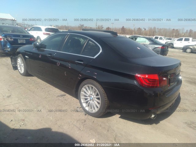 Photo 2 VIN: WBAFR7C53BC267065 - BMW 5 