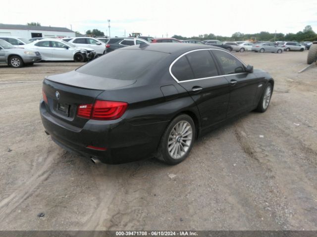 Photo 3 VIN: WBAFR7C53BC605483 - BMW 535I 