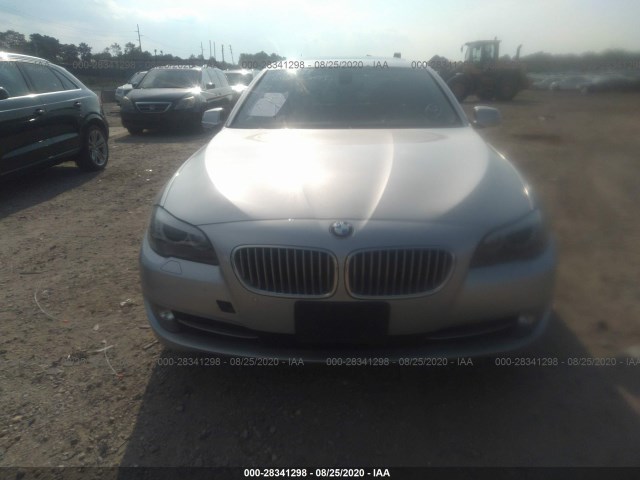 Photo 5 VIN: WBAFR7C53BC605595 - BMW 5 