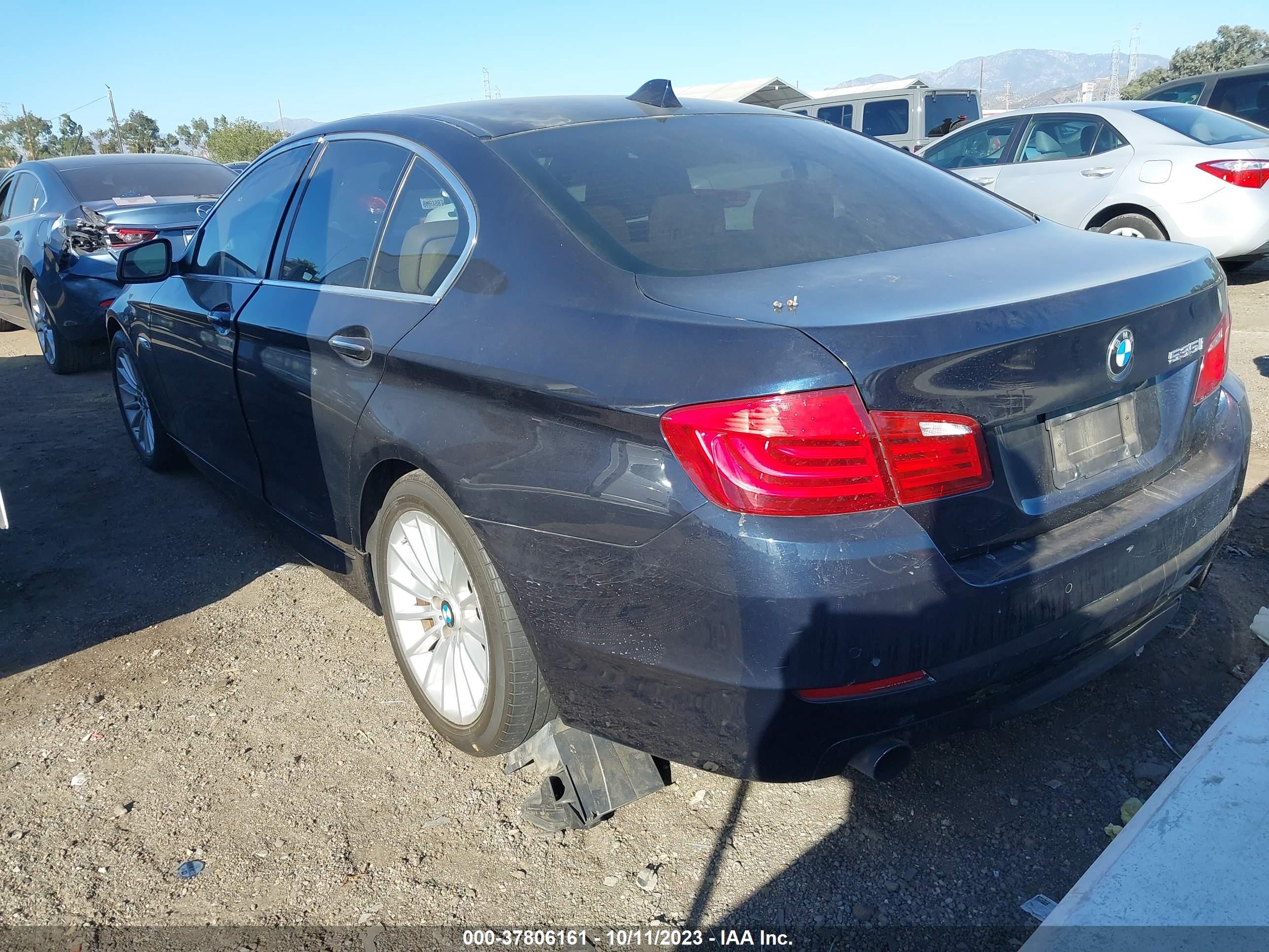 Photo 2 VIN: WBAFR7C53BC607301 - BMW 5ER 