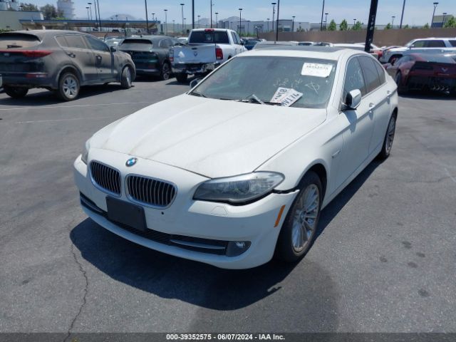 Photo 1 VIN: WBAFR7C53BC805196 - BMW 535 