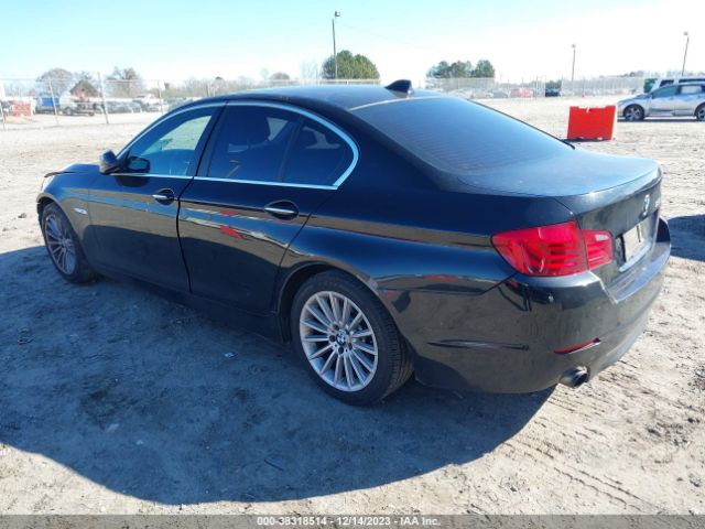 Photo 2 VIN: WBAFR7C53CC815292 - BMW 535I 