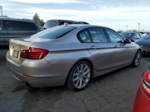 Photo 2 VIN: WBAFR7C54BC802727 - BMW 535 I 