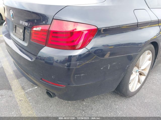 Photo 5 VIN: WBAFR7C54CC812417 - BMW 535I 