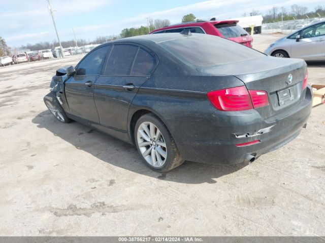 Photo 2 VIN: WBAFR7C54CC815818 - BMW 535I 