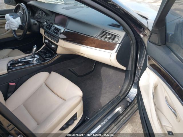 Photo 4 VIN: WBAFR7C54CC815818 - BMW 535I 