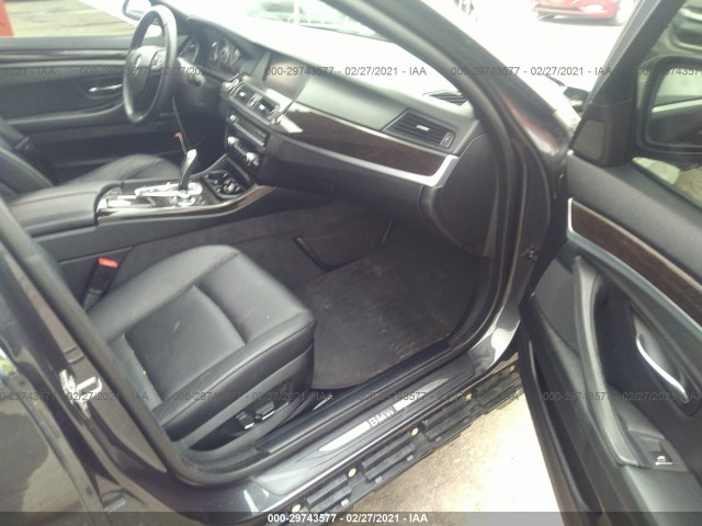 Photo 4 VIN: WBAFR7C54DC817313 - BMW 5 